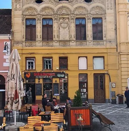 Zeiss House アパート