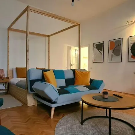 아파트 Zeiss House 브라쇼브