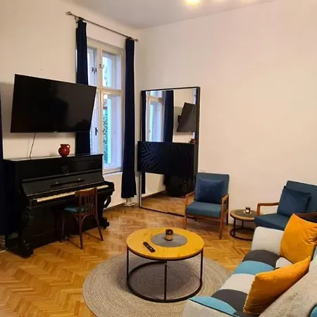 アパート Zeiss House