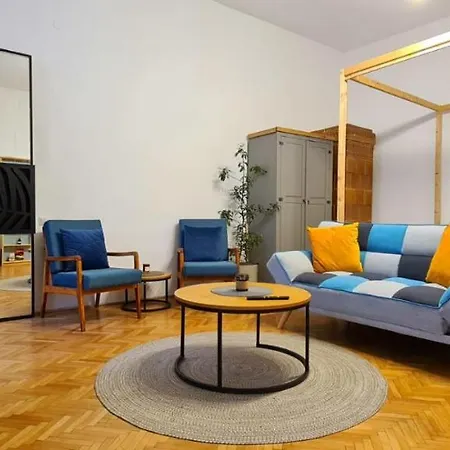 Zeiss House アパート ブラショフ