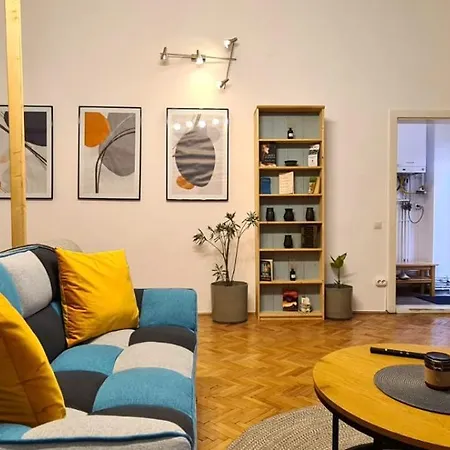 Zeiss House *